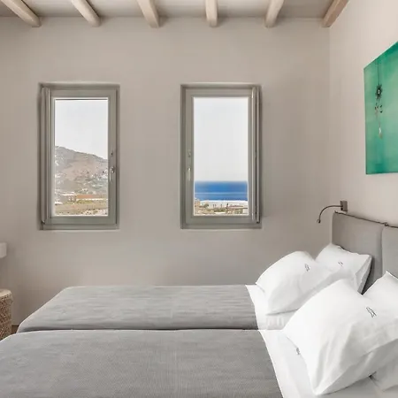 Anarina & Mykonos Elia *